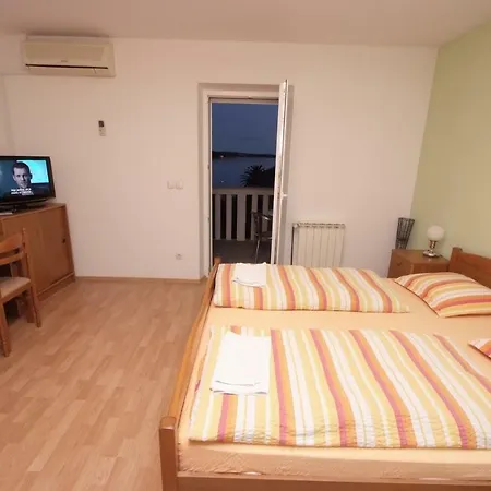 Krivic Lägenhet Kaštela